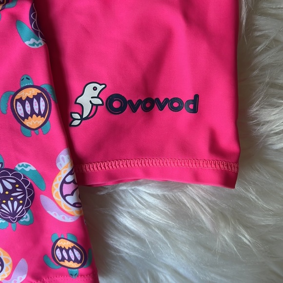 Amazon Ovovod Bathing Suit Set Shorts & Long Sleeve Swimwear Size fits like 6 - Picture 3 of 4